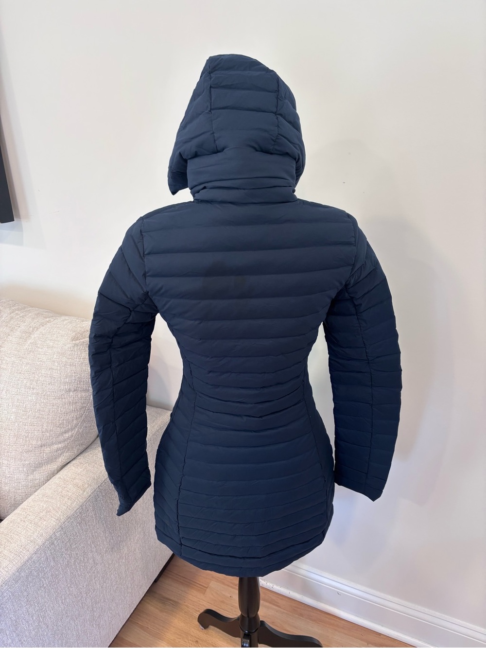 Lululemon Pack It Down Long Jacket in true navy size 4 - Picture 7 of 12